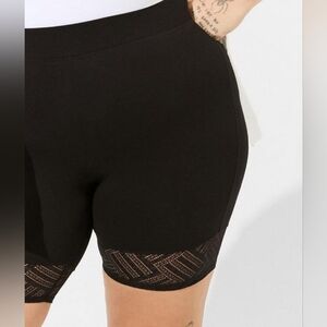 Torrid Lace Detail Bike Shorts Size 2x NWT